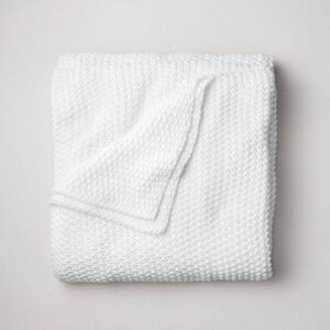 Casaluna - King Chunky Knit Bed Blanket White - Casaluna White
